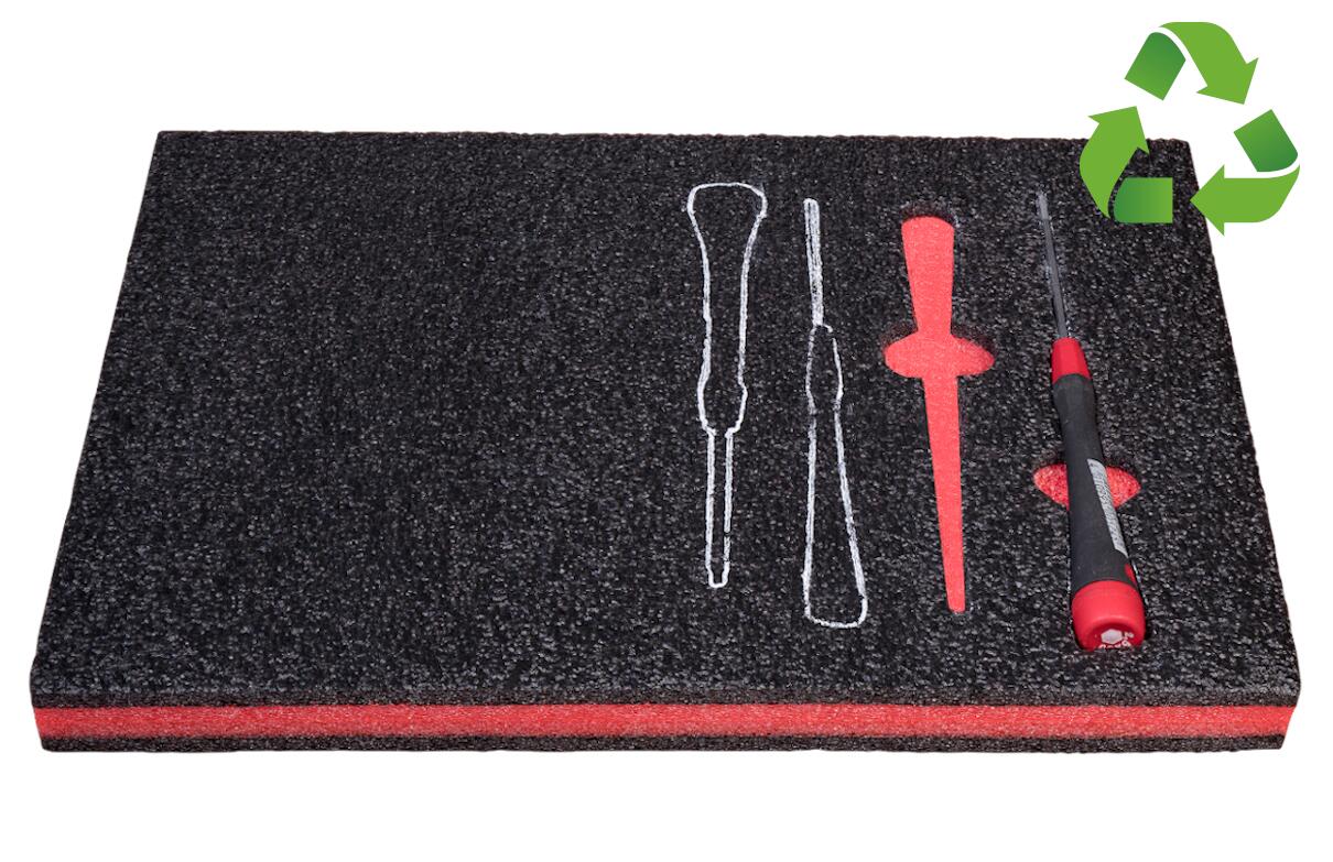 Multilayer-Schaumstoff - Werkzeug ausgeschnitten und eingelegt